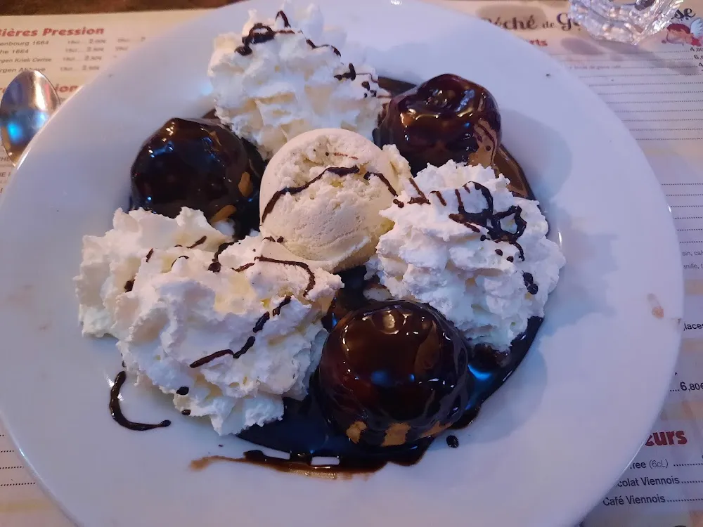 Profiteroles